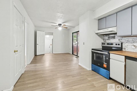 738 Fox Chase Cir 4 Beds Apartment for Rent