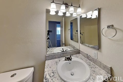 510 8Th Street 2 Beds Apartment for Rent