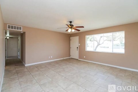 7031 West Flower Street 3 Beds Apartment for Rent