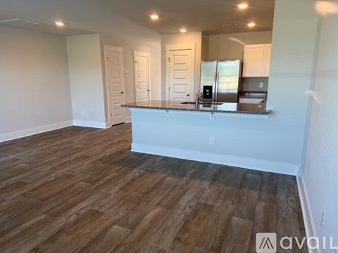 7106 Dunford Rd 3 Beds Apartment for Rent