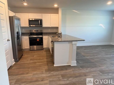 7106 Dunford Rd 3 Beds Apartment for Rent