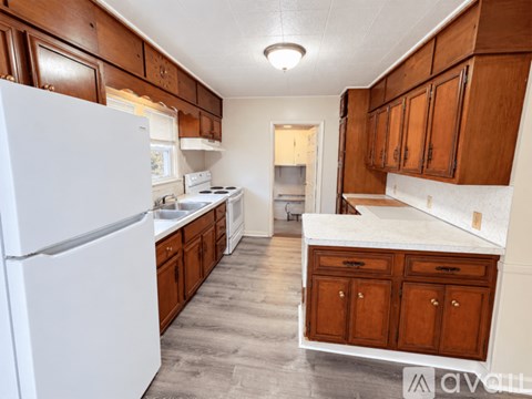320 Julian Ave 3 Beds Apartment for Rent