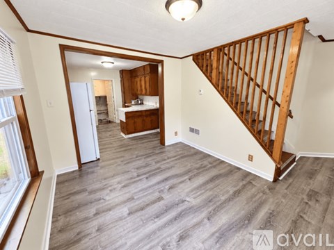 320 Julian Ave 3 Beds Apartment for Rent
