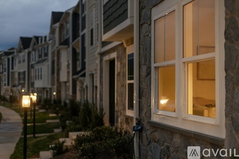 780 Park Ridge Dr 4 Beds Apartment for Rent