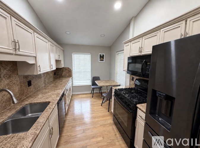 2759 S Embers Ln 3 Beds Townhouse for Rent - Photo gallery 4