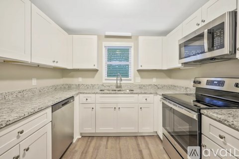 239 Mccoin Dr 3 Beds Apartment for Rent