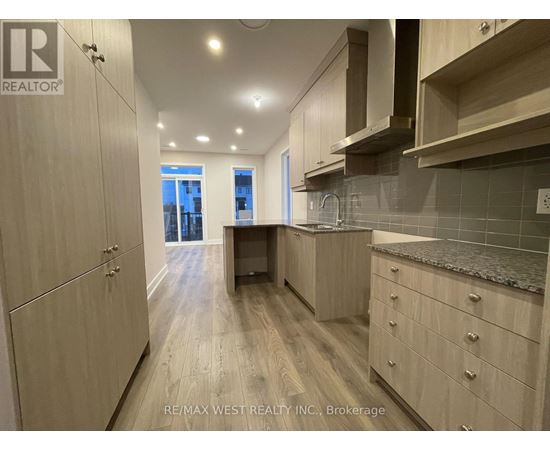 328 STARGRASS PRIVATE 3 Beds Condo, Home, Townhouse for Rent - Photo gallery 1