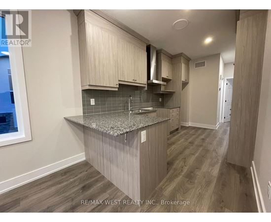 328 STARGRASS PRIVATE 3 Beds Condo, Home, Townhouse for Rent - Photo gallery 3