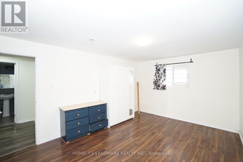BASEMENT - 8 CHALET ROAD 3 Beds Apartment for Rent