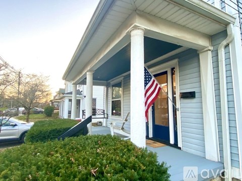 168 N Bellaire Ave 2 Beds Apartment for Rent