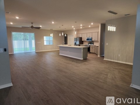 6828 Mossy Oak Lane 5 Beds Apartment for Rent