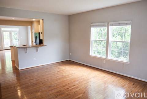8 Smoke House Cir 3 Beds Apartment for Rent