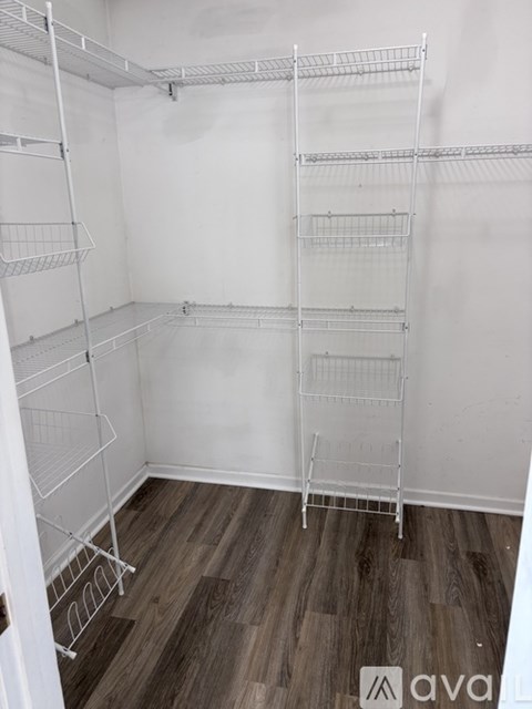 5 Richardson Dr 3 Beds Apartment for Rent