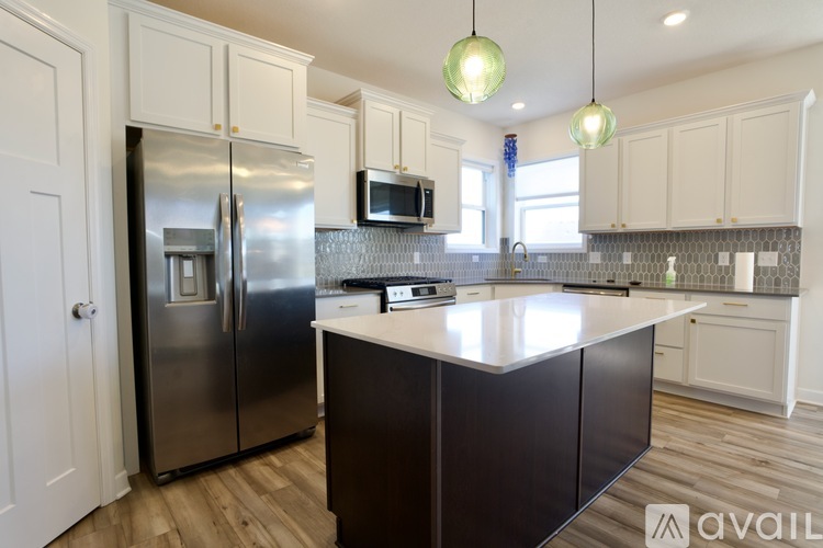 2080 Watermark Way 5 Beds Single Family Home for Rent - Photo gallery 2