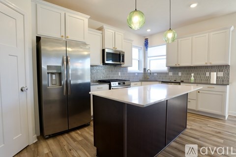 2080 Watermark Way 5 Beds Apartment for Rent