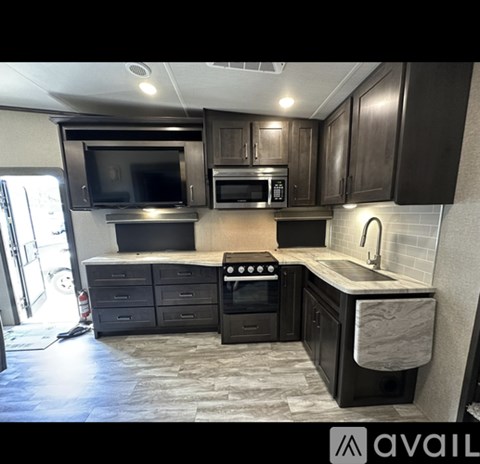 6099 Overseas Highway 2 Beds Apartment for Rent