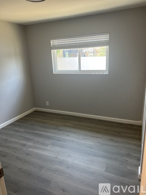 905 Mariposa Street 2 Beds Apartment for Rent