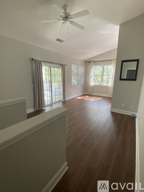 59 Summerfield Ct 2 Beds Apartment for Rent