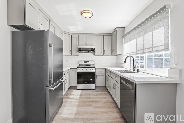 920 Everett St 2 Beds Apartment for Rent - Photo gallery 1