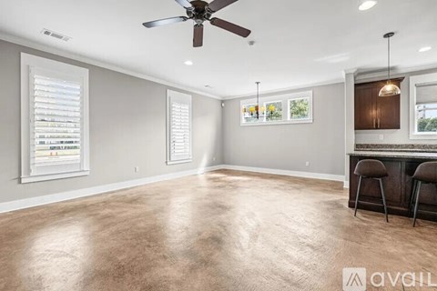 635 South Front Street 3 Beds Apartment for Rent