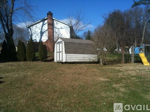 6101 Old Meadow Rd 3 Beds Apartment for Rent