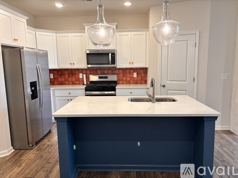 250 Sunny Hill Drive 3 Beds Apartment for Rent