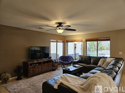 1715 East Yukon Drive 3 Beds Apartment for Rent