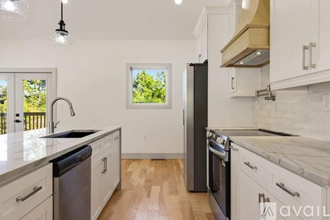 396 Pheasant View 3 Beds Apartment for Rent