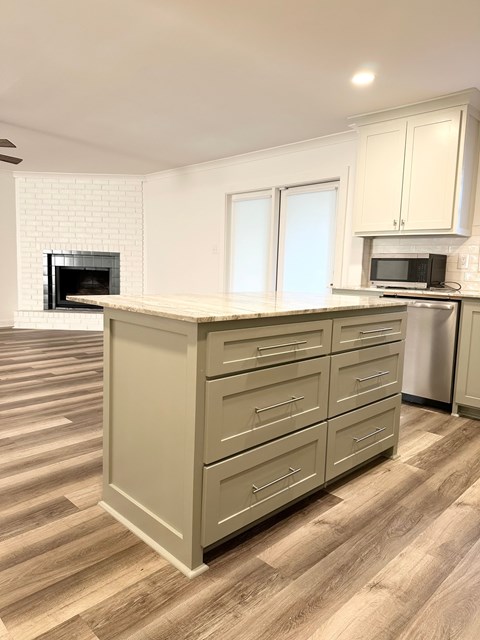 108 Granada Dr. 4 Beds Apartment for Rent