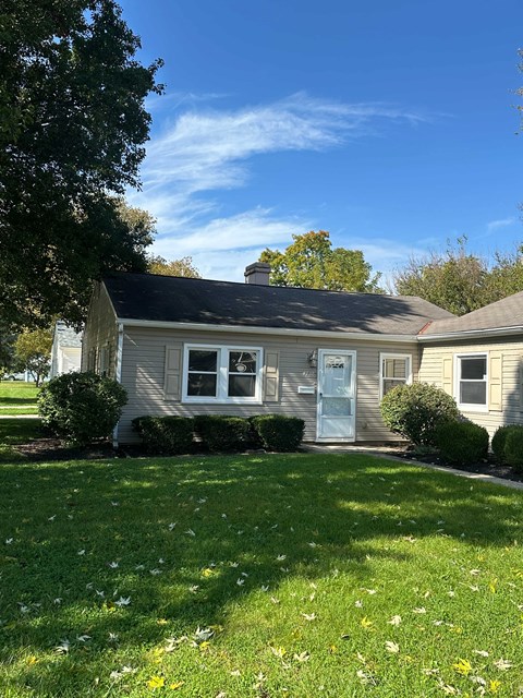 4738 Beacon Hill Road 2 Beds Apartment for Rent