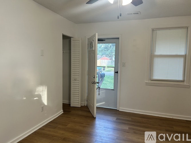 101 Atwell Lane 3 Beds Single Family Home for Rent - Photo gallery 2