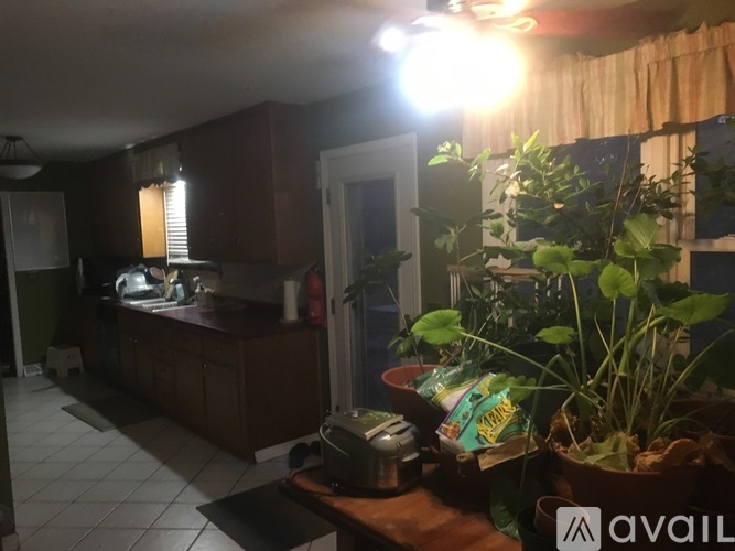 2210 Brentwood Pkwy 3 Beds Single Family Home for Rent - Photo gallery 4