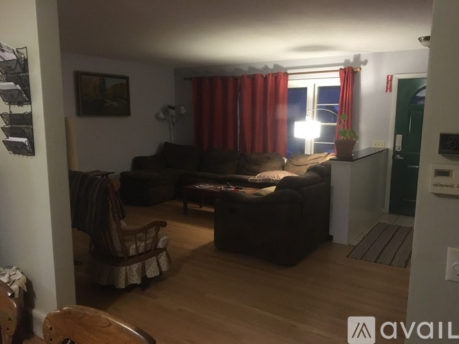 2210 Brentwood Pkwy 3 Beds Single Family Home for Rent - Photo gallery 5