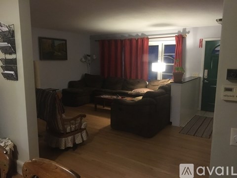 2210 Brentwood Pkwy 3 Beds Apartment for Rent
