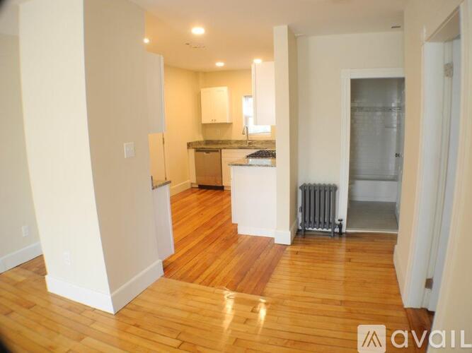1627 Cranston Street 2 Beds Apartment for Rent - Photo gallery 3