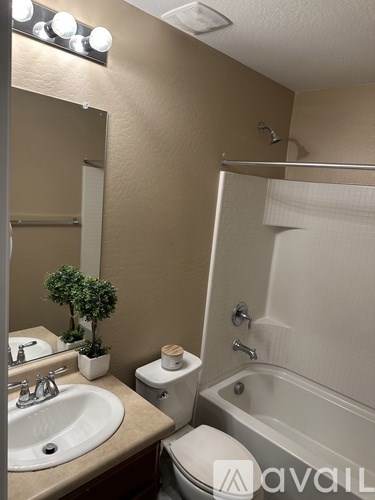 2033 N 77Th Glen 1 Apartment for Rent