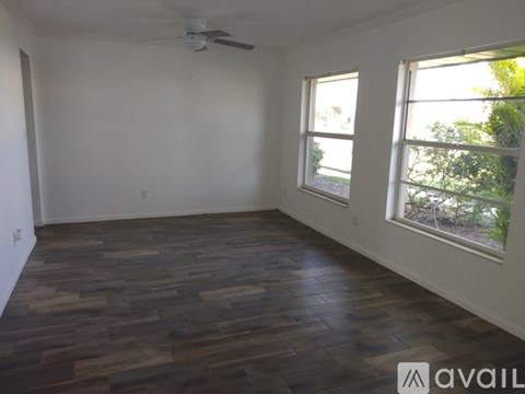 1123 South Loop Boulevard 2 Beds Apartment for Rent