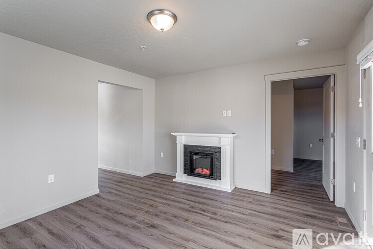 705 East 2nd Avenue 2 Beds Apartment for Rent - Photo gallery 4