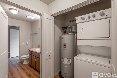 705 East 2Nd Avenue 2 Beds Apartment for Rent