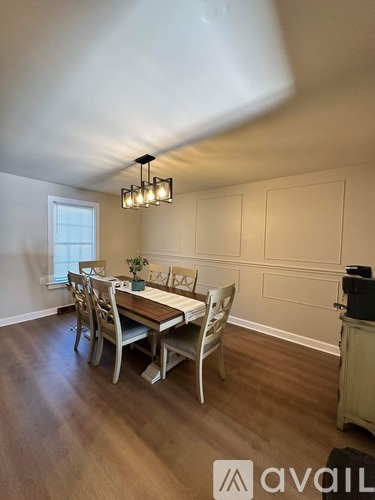12 Langley Ave 3 Beds Single Family Home for Rent - Photo gallery 4