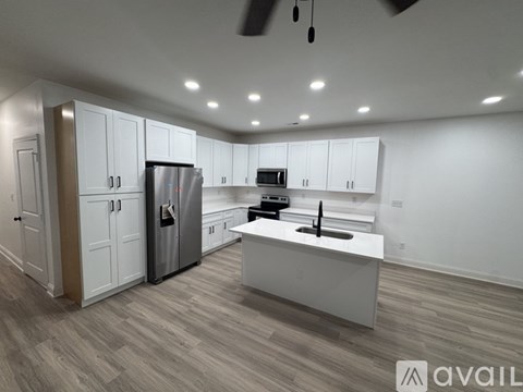 608 Adams St 3 Beds Apartment for Rent