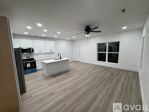608 Adams St 3 Beds Apartment for Rent