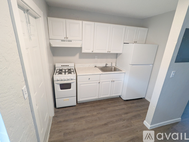 421 Revere Rd 2 Beds Apartment for Rent - Photo gallery 5