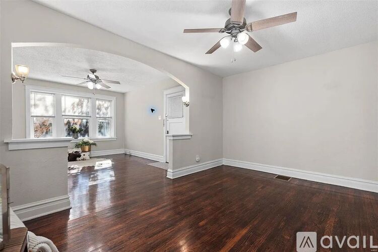 4459 Russell Blvd 2 Beds Apartment for Rent - Photo gallery 3