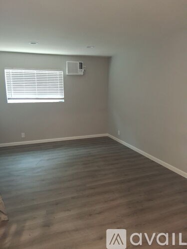 905 Mariposa Street 2 Beds Apartment for Rent