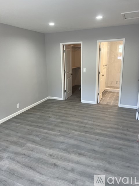 905 Mariposa Street 2 Beds Apartment for Rent