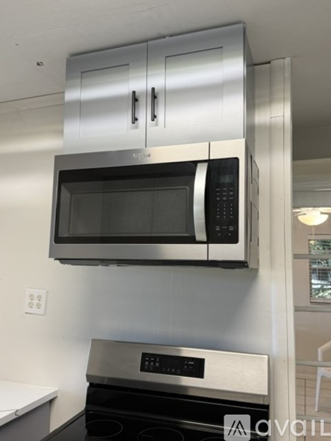 4325 79Th Way North 2 Beds Apartment for Rent