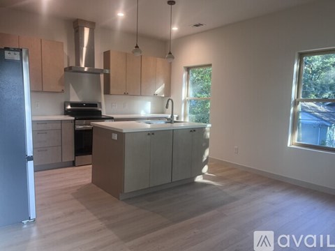 1111 East 32Nd Street 3 Beds Apartment for Rent