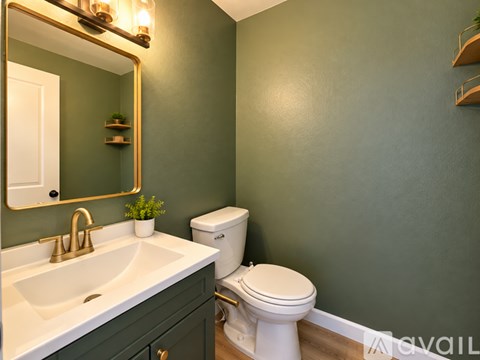 21611 Longwood 3 Beds Apartment for Rent