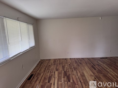 3513 Roswell Drive 3 Beds Apartment for Rent